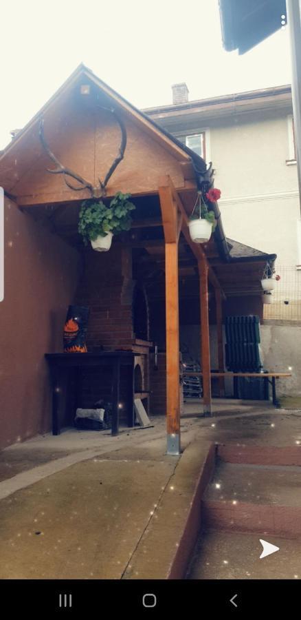 מלון וטרה דורניי Casa Lupascu מראה חיצוני תמונה