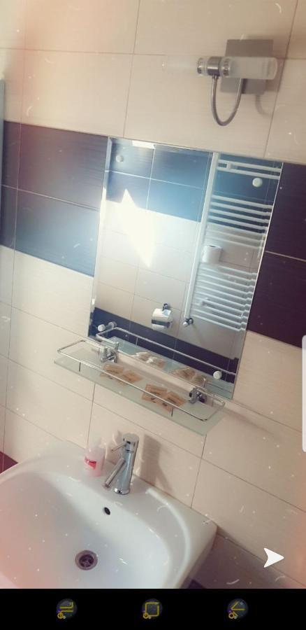 מלון וטרה דורניי Casa Lupascu מראה חיצוני תמונה